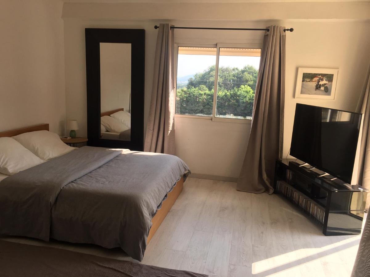 Mas Jasmin Apartment Rochefort-du-Gard Luaran gambar