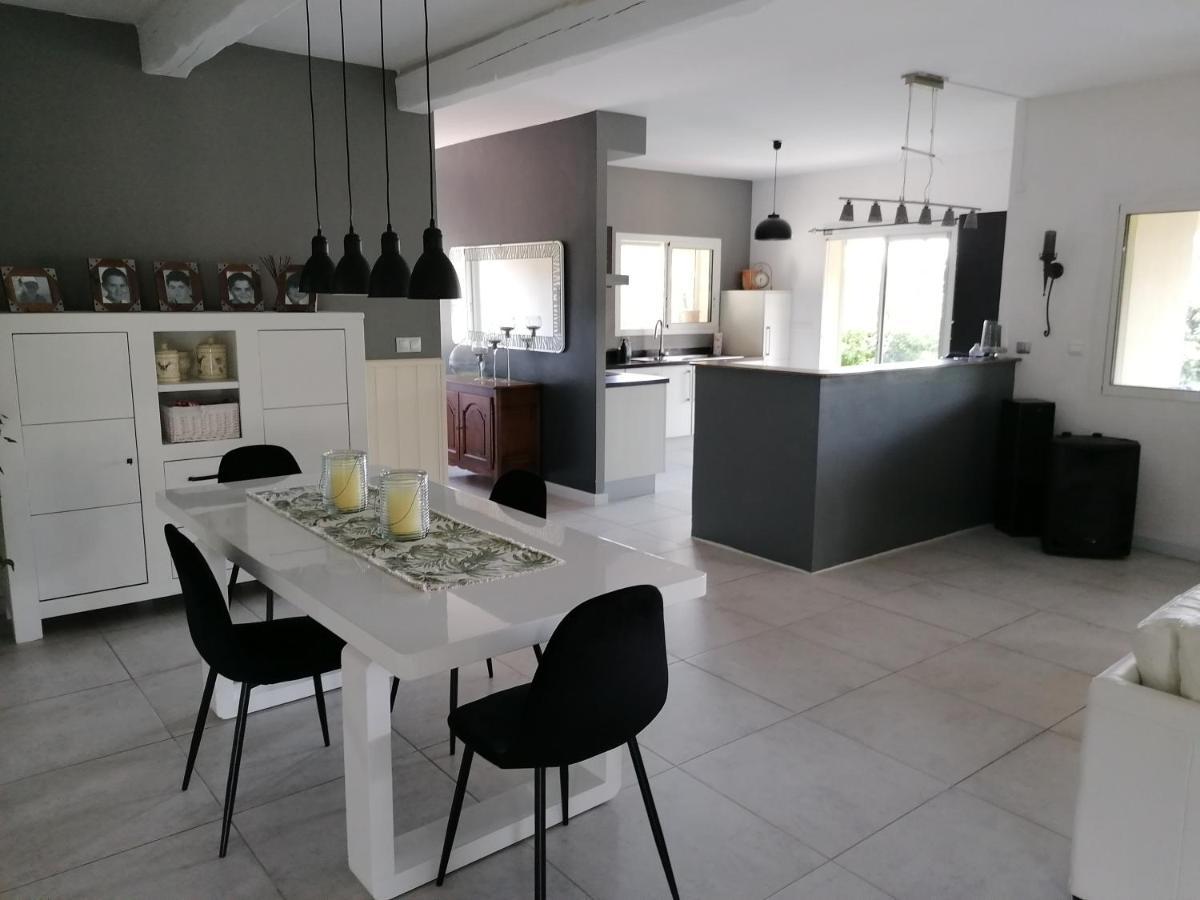 Mas Jasmin Apartment Rochefort-du-Gard Luaran gambar